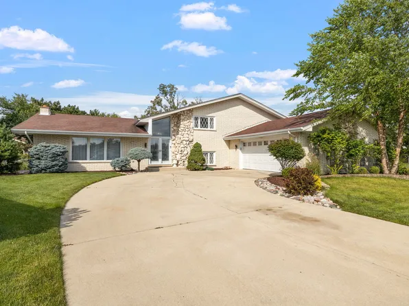 7808 Ponderosa Ct, Orland Park, IL 60462