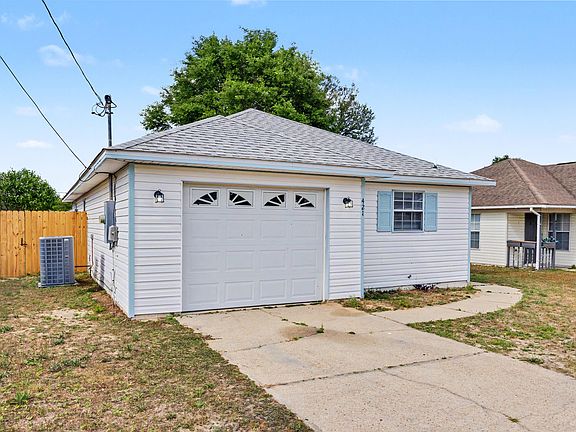 3rd image of 421 Apple Dr