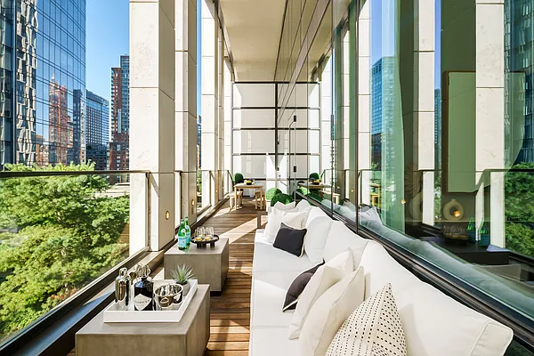 Sold by Compass | media 10
