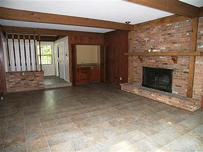 family room /wet bar