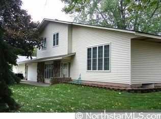 8441 75th St S, Cottage Grove, MN 55016