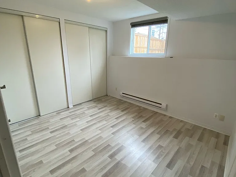 239 Stiver St #B — Photo 8