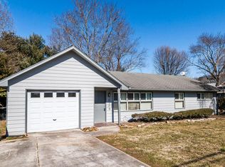4309 Roaming Dr, Knoxville, TN 37912