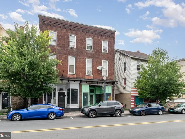 145 N Front St, Steelton, PA 17113
