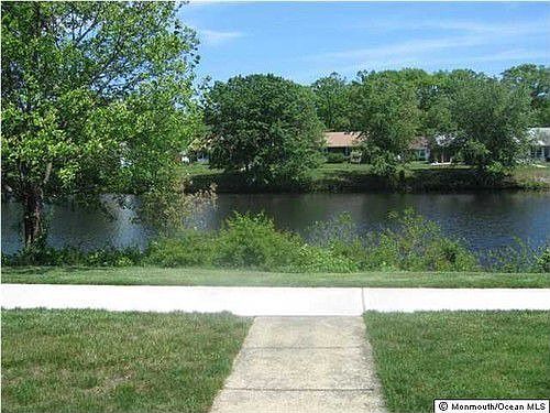 1st image of 225D Buckingham Ct
