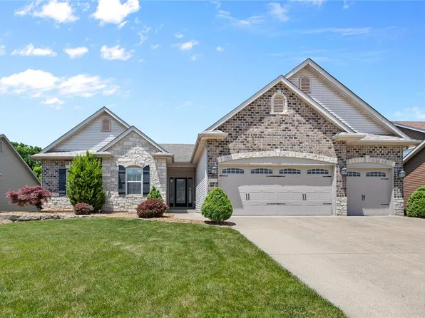 5317 Amber Meadows Dr, Imperial, MO 63052