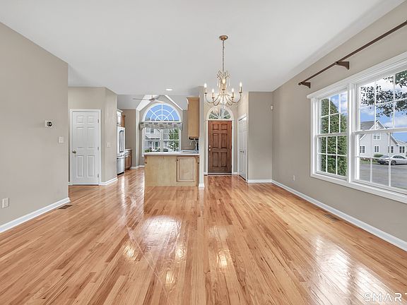 4th image of 18 Wicklow Lane