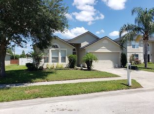210 Velveteen Pl, Chuluota, FL 32766