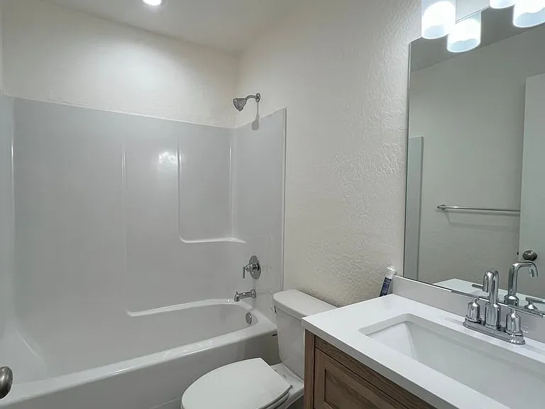 534 Putnam Ave #1 — Photo 4