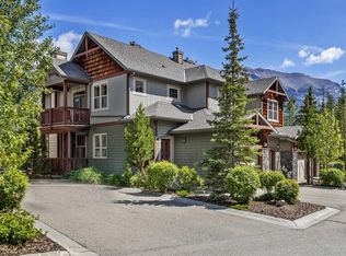 70 N Dyrgas Gate #201, Canmore, AB T1W3J6
