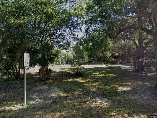 11211 SE 201st St #1-9, Inglis, FL 34449