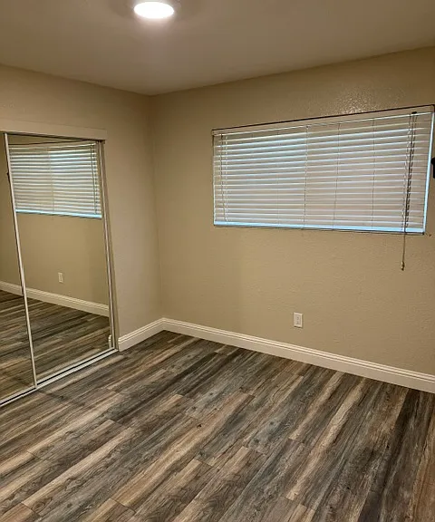 402 Jill Cir #402 — Photo 6