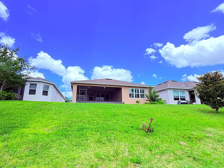 1102 S Victoria Hills Dr S — Photo 41