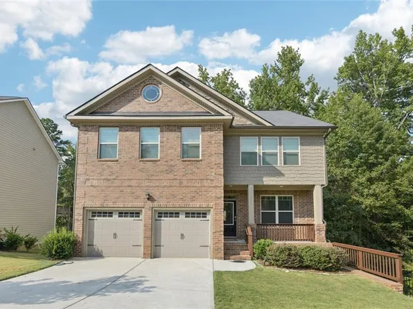 1669 E Brook Dr, Conyers, GA 30012
