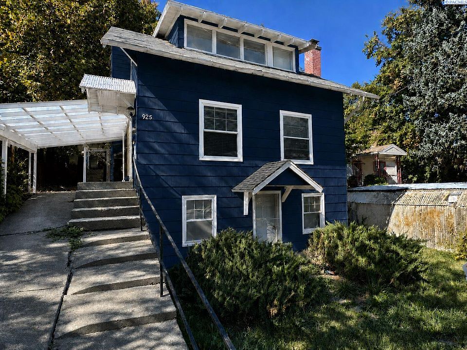 1st image of 925 NE D St