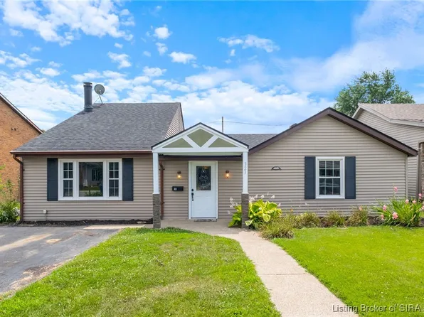 323 Broadway Street, Sellersburg, IN 47172