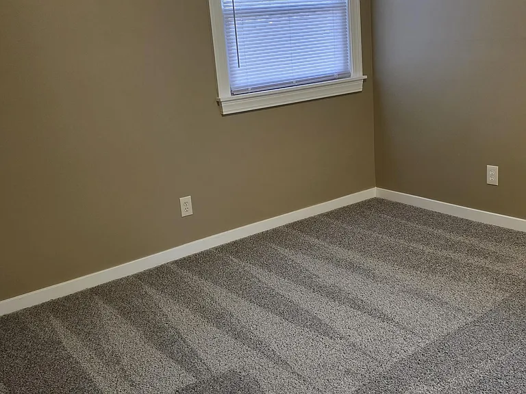 9315 Main St #1 — Photo 8