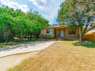 1093 Fairway Dr, Canyon Lake, TX 78133