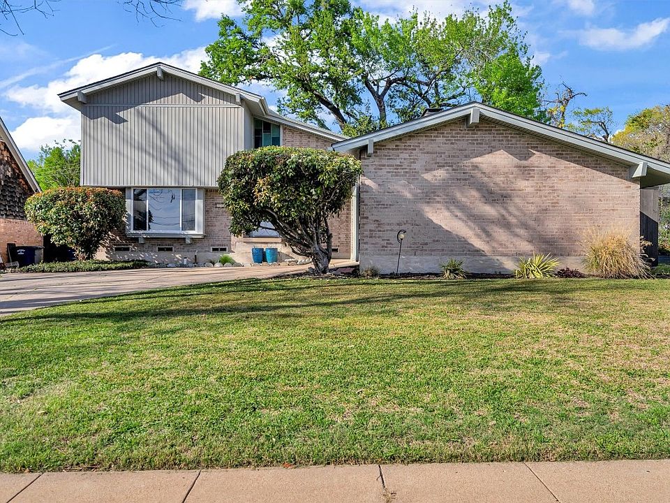 1st image of 8929 Woodshore Dr