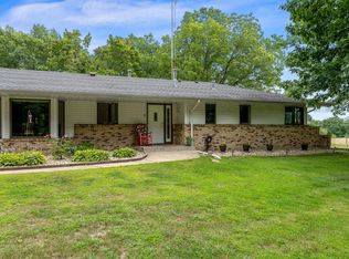 7733 Owen Center Rd, Rockford, IL 61101