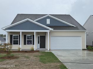 601 Hicks Ct, Sneads Ferry, NC 28460