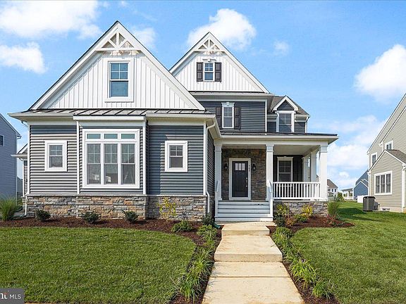 3rd image of 763 Idlewyld Dr
