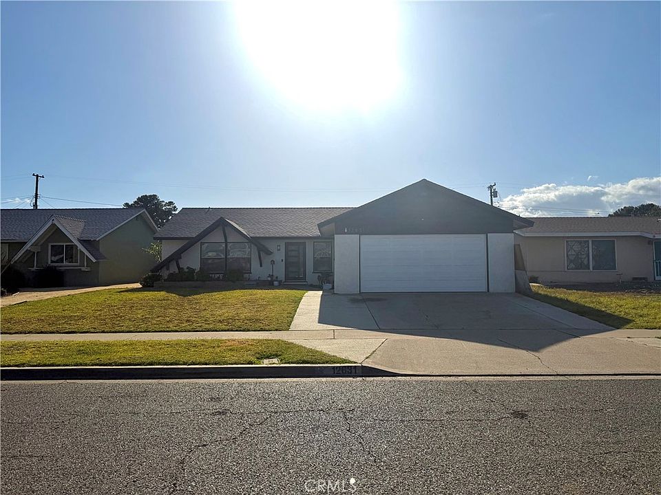 1st image of 12631 Strathmore Dr
