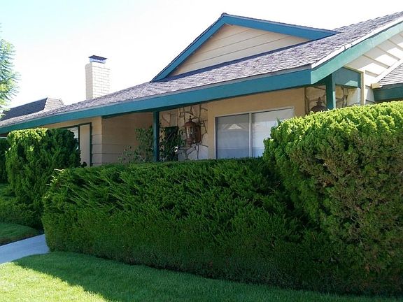 Street View - Kellog 1