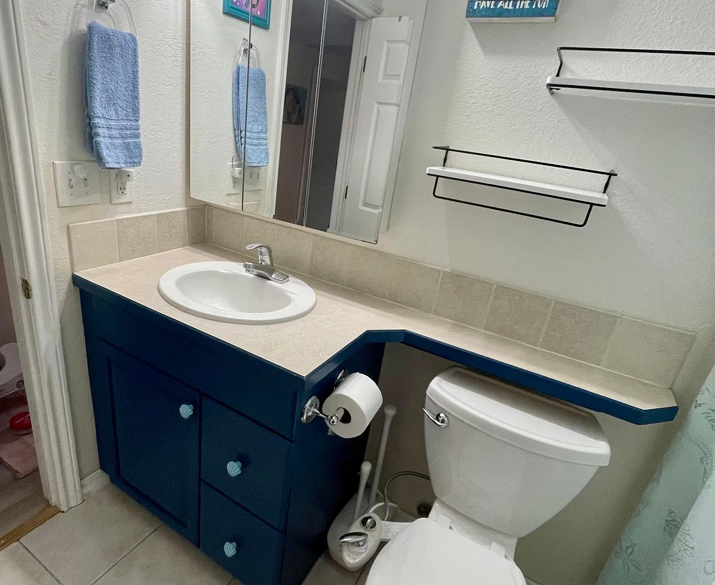 1420 Hover St — Photo 3