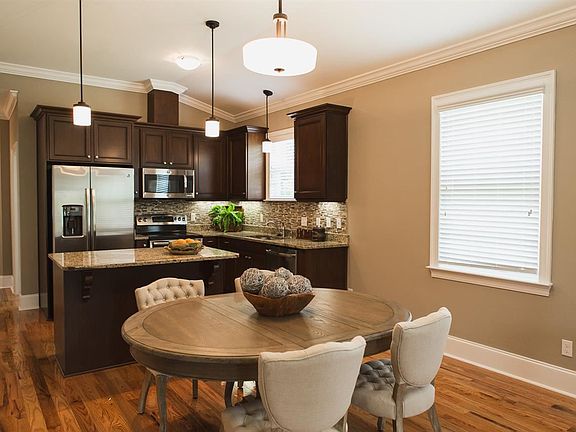 5th image of 1702 Summer Meadow Pl