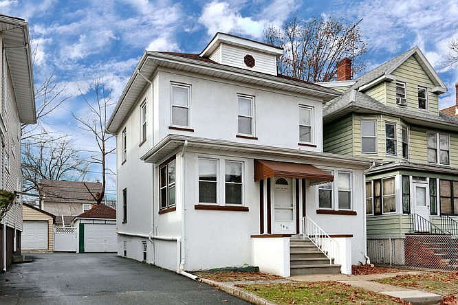 1st image of 105 Newfield St