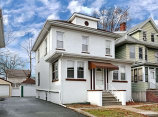 105 Newfield St, East Orange, NJ 07017