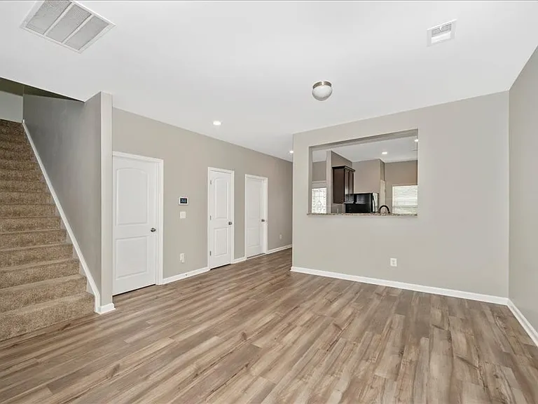 42 Eakins Ln — Photo 14