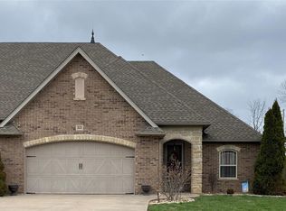 321 Pebblestone Ln, Rolla, MO 65401