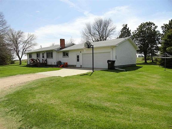 3rd image of 3760 W 70th St