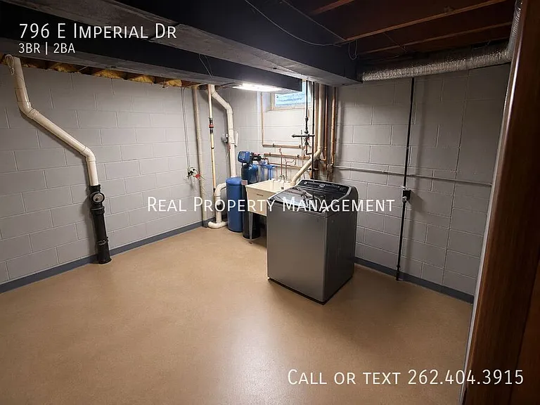 796 E Imperial Dr — Photo 11