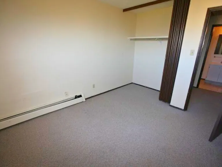 421 Ross Haven Dr — Photo 5