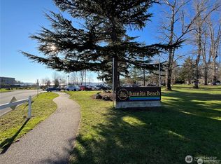 11909 93rd Ln NE APT 203, Kirkland, WA 98034