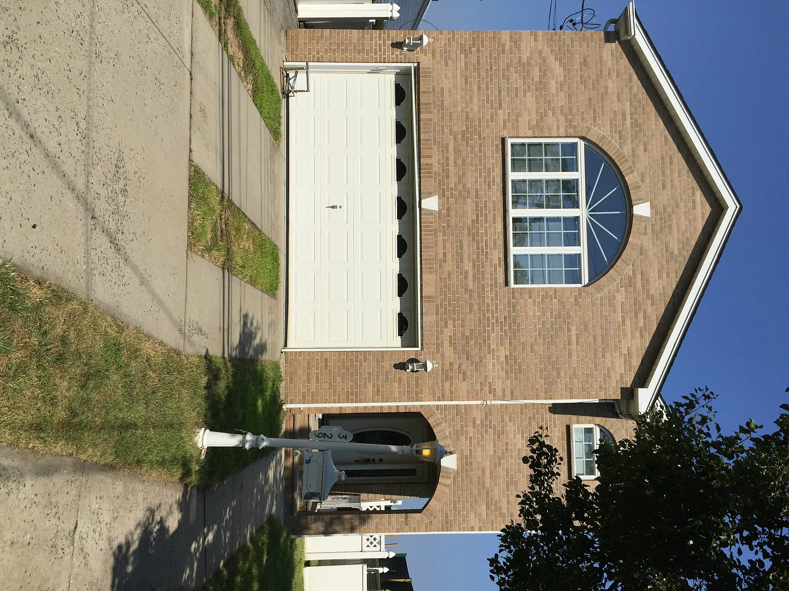 320 150th St photo 1