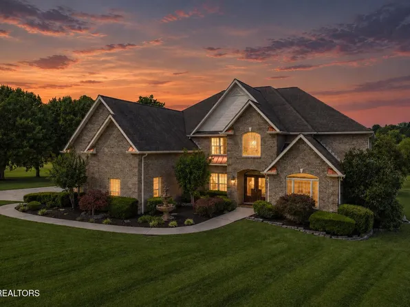 1013 Creek Brook Ln, Seymour, TN 37865