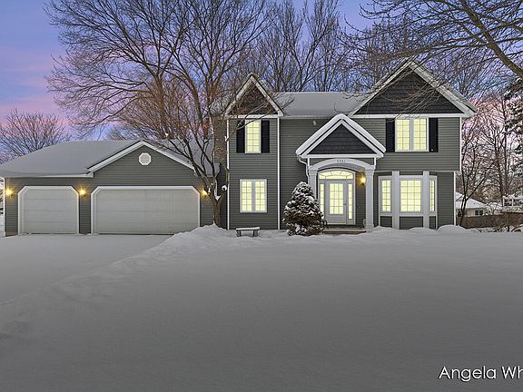 2nd image of 5361 Cottondale Dr SW