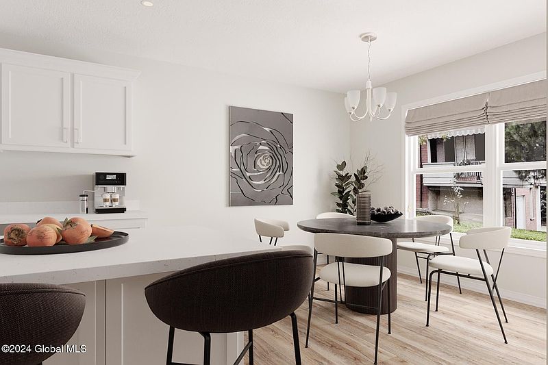 5th image of 8 McNeir Avenue
