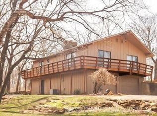 921 SE Woodring Rd, Lecompton, KS 66050