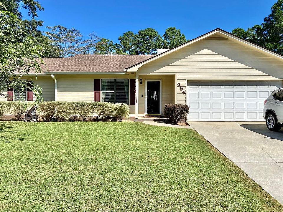 1st image of 954 Lakeside Dr