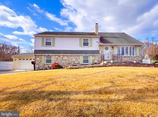 18 Wilbur Rd, Yardley, PA 19067