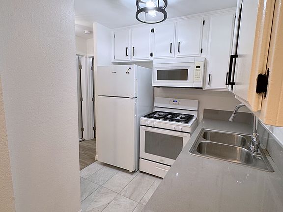4th image of 2345-2349 Lincoln Park Ave #2345-17