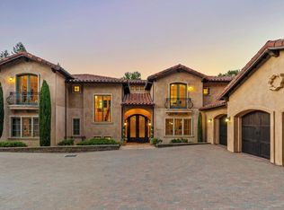 11860 Francemont Dr, Los Altos Hills, CA 94022