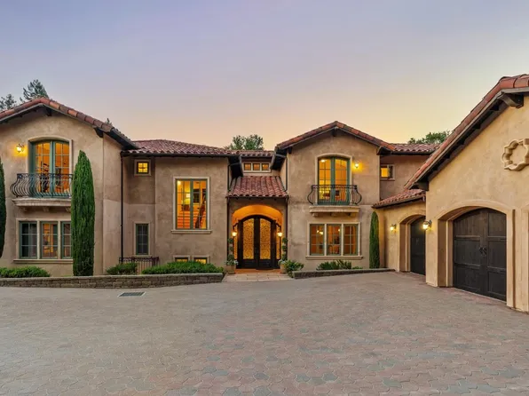 11860 Francemont Dr, Los Altos Hills, CA 94022