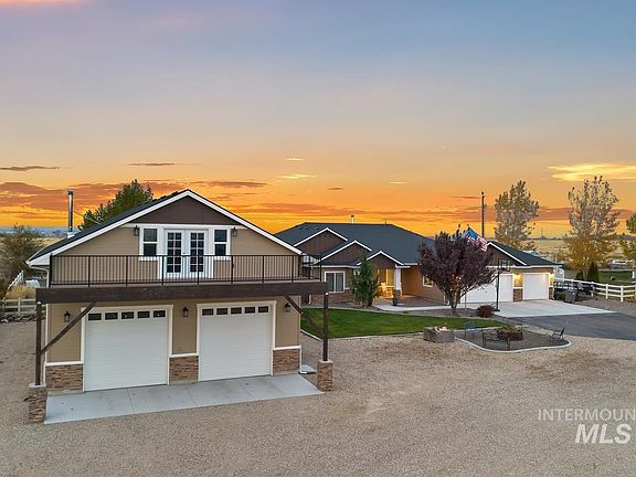 2nd image of 23906 Applewood Way