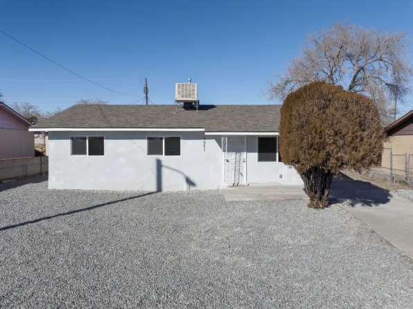 5921 Palm Ave SW, Albuquerque, NM 87121